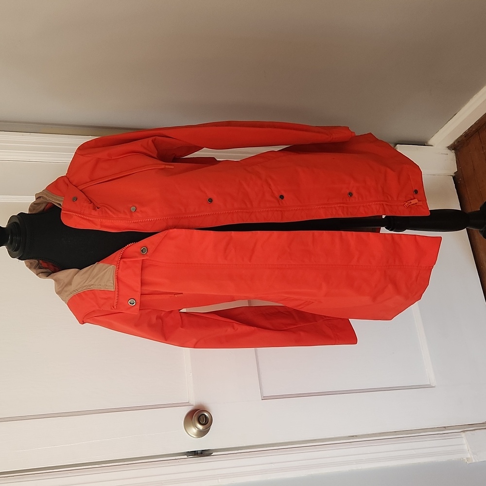 Athleta Women's Rainout Sutro Long Trench